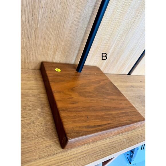 “B” Custom Steel & Wood Retail Display Stand – Adjustable Height - Picture 3 of 5